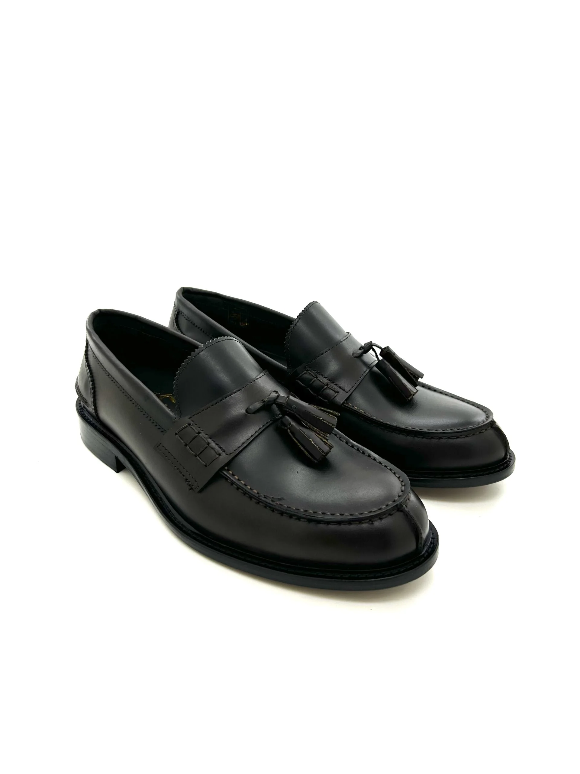 Saxone mocassini con nappine uomo, in pelle Polish binder testa di moro, collo alto, doppia suola cuoio